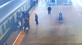 Commuters rescue three-year-old girl who fell onto train track